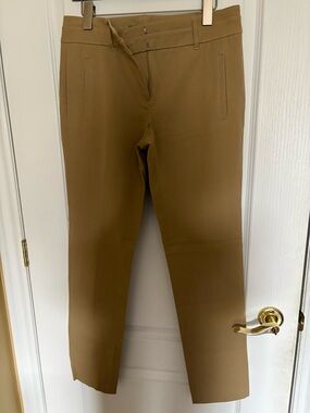 Tristan Women’s Khaki Slim Pants- like New